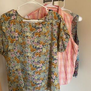 3 TOPS!! Multicolor Floral Blouses Collection